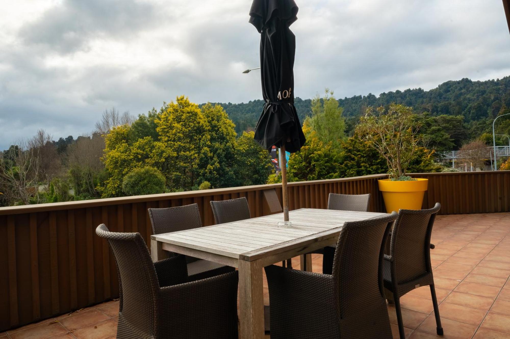 The Powderhorn Chateau Ohakune Exterior foto